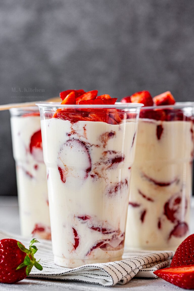 Fresas Con Crema (strawberries & cream)