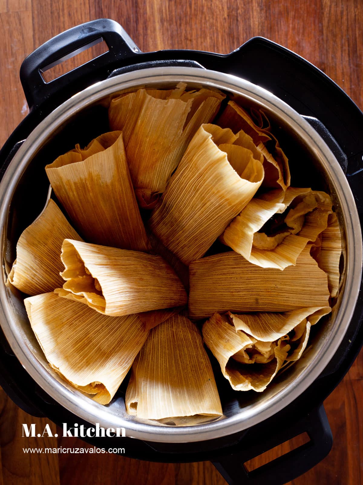 Cooked Instant Pot tamales seen from above.