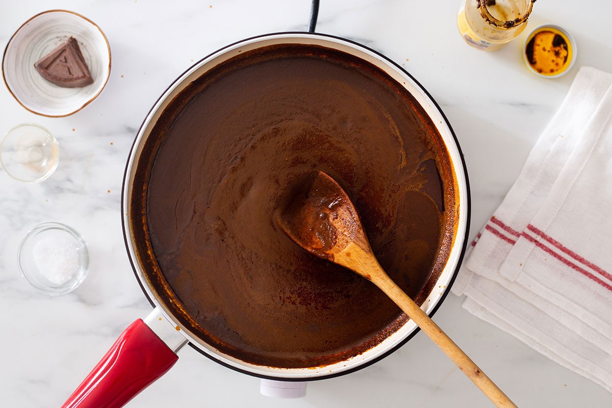 Doña Maria mole sauce fully cooked on a pan.