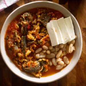 Rajas con huevos recipe.