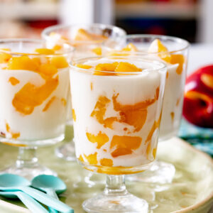 Duraznos con Crema recipe.